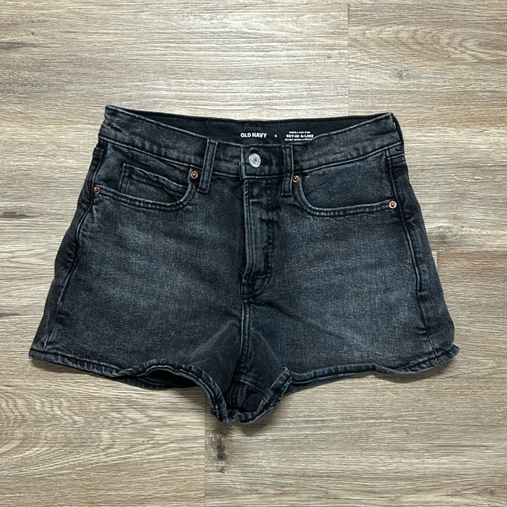 OLD NAVY Sky-High A-Line Jean Shorts - EUC!